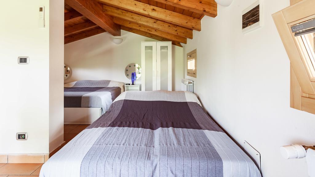 B&B Nido Sui Laghi San Donnino della Nizzola Екстериор снимка