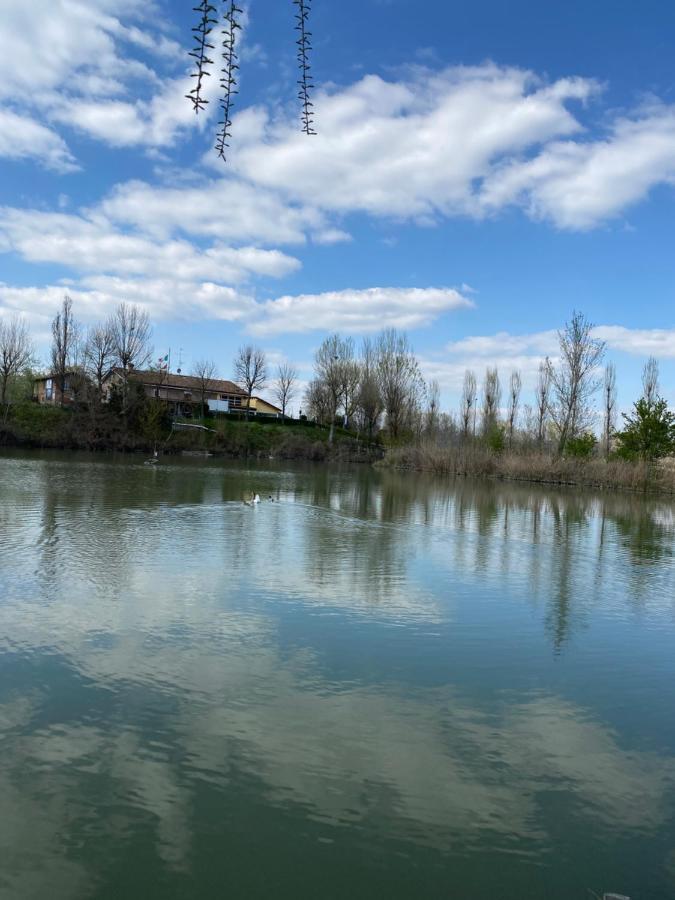 B&B Nido Sui Laghi San Donnino della Nizzola Екстериор снимка